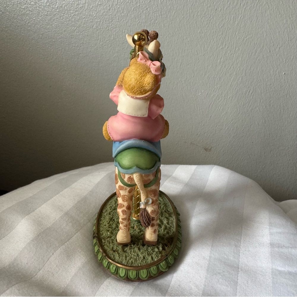 vintage 1999 Cherished Teddies figurine Carousel Flossie - Picture 5 of 6